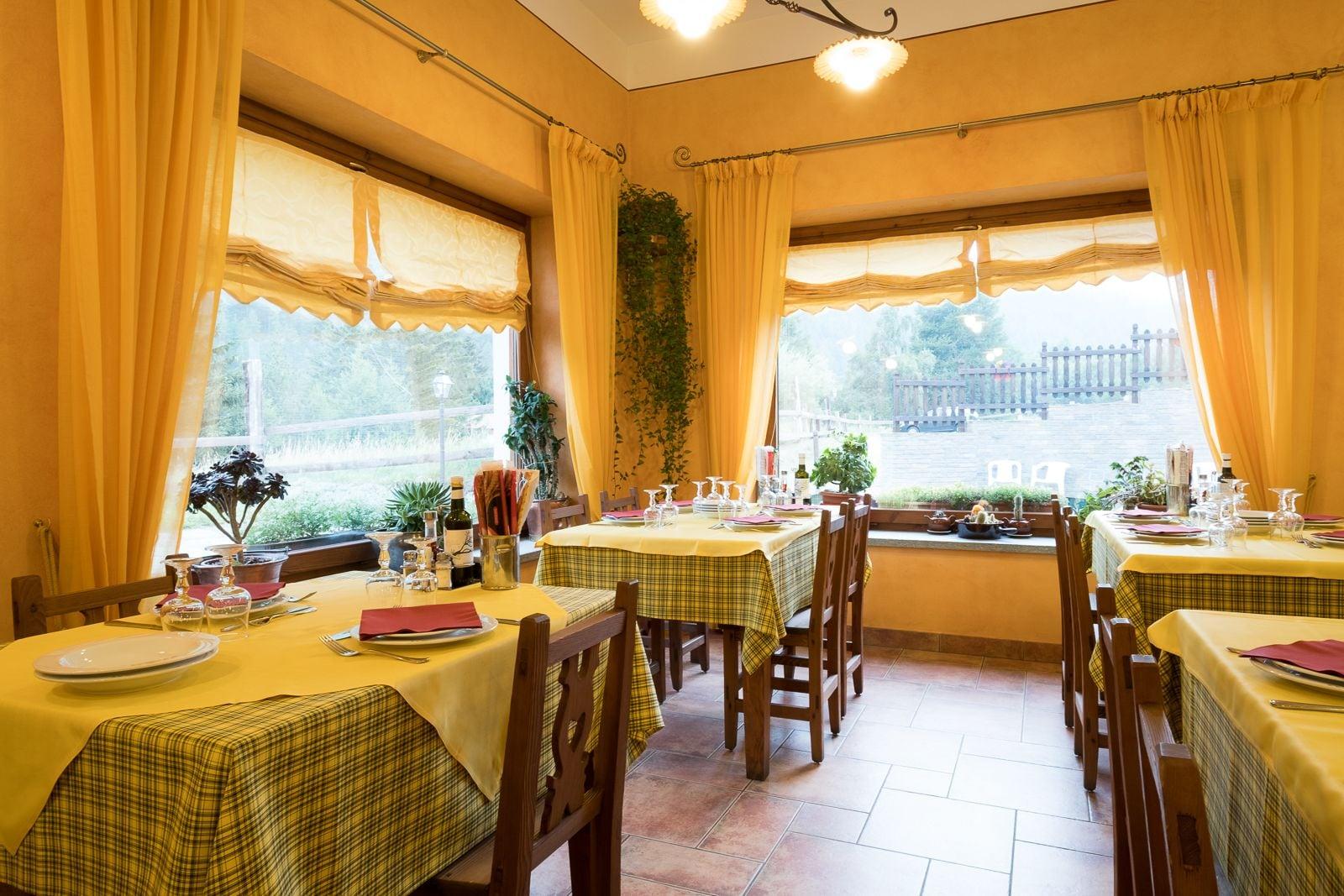 Hotel Villa Plinia Pragelato Buitenkant foto