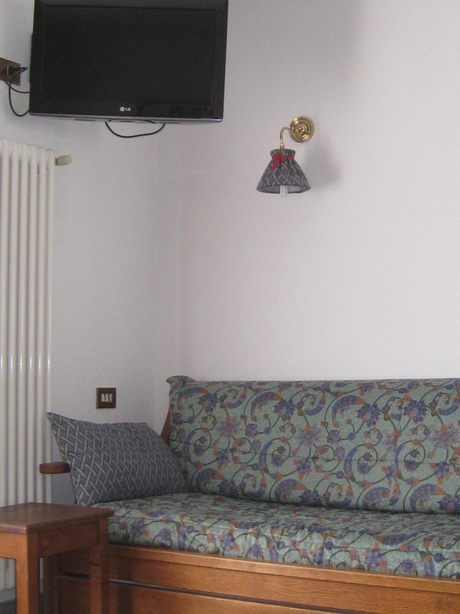 Hotel Villa Plinia Pragelato Buitenkant foto