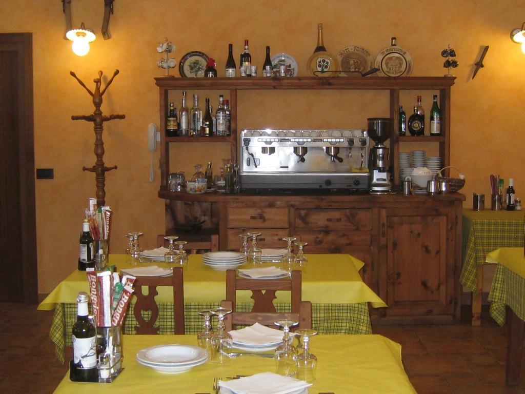 Hotel Villa Plinia Pragelato Buitenkant foto