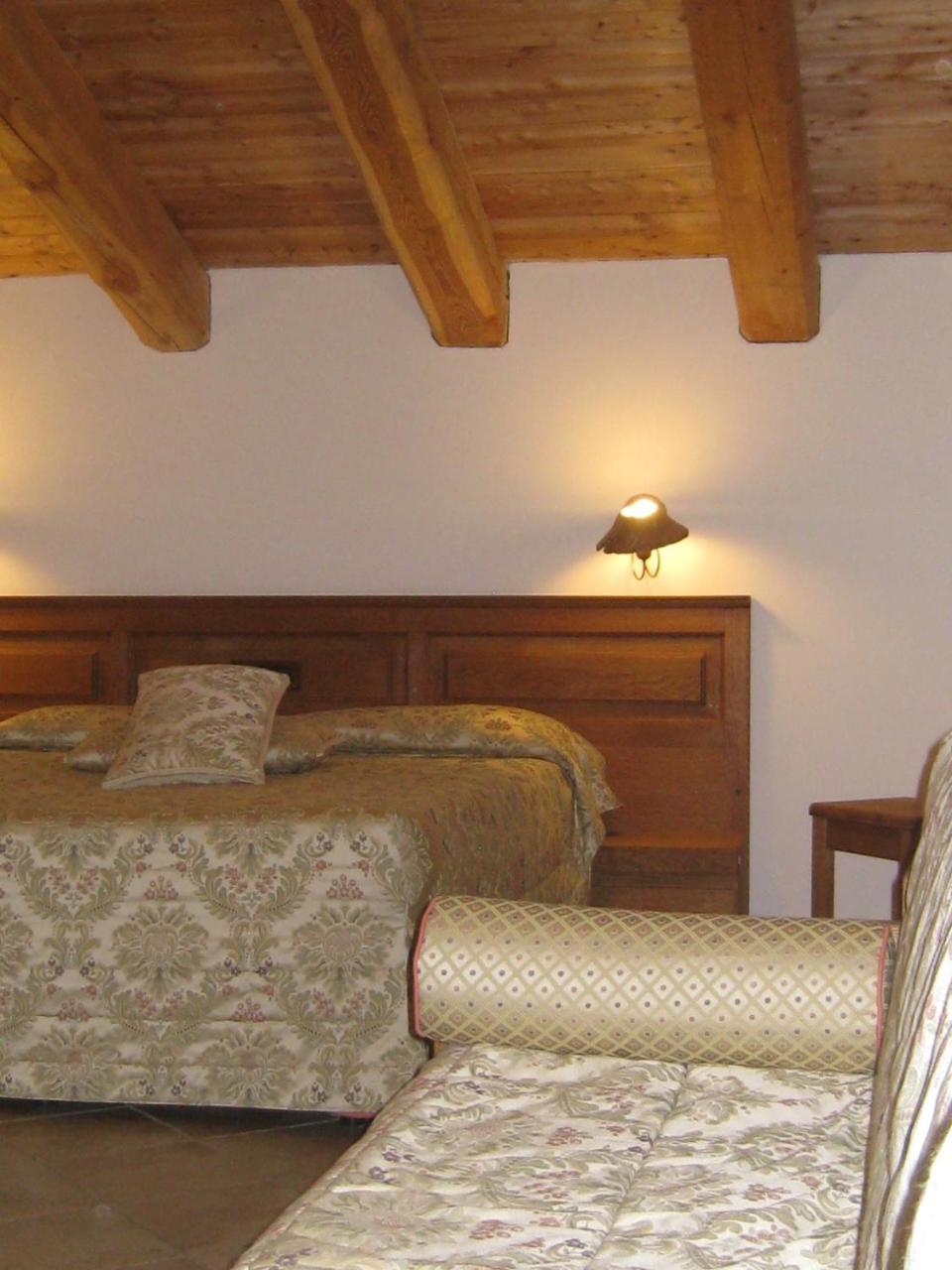 Hotel Villa Plinia Pragelato Buitenkant foto